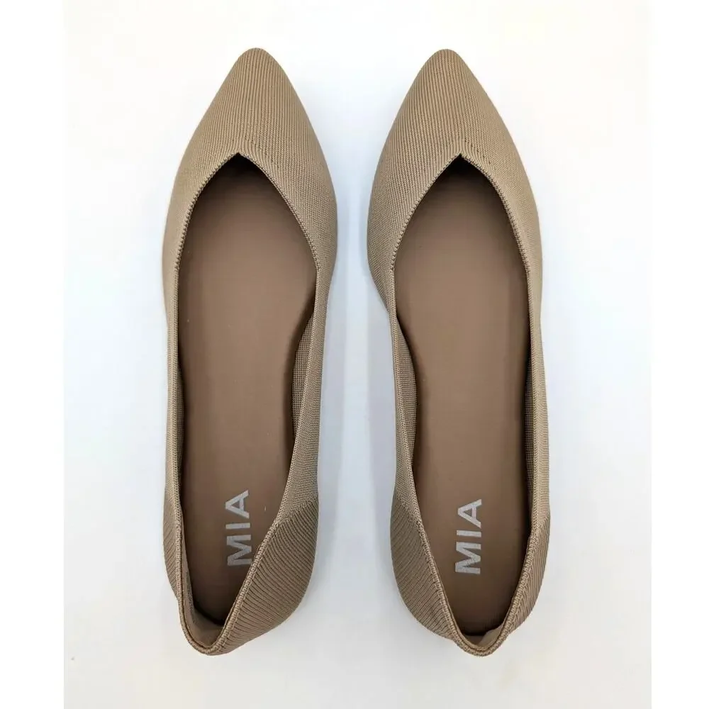 Mia Kerri Pointed Toe Slip-On Flat Shoes Women's Beige Size US10M EU40.5